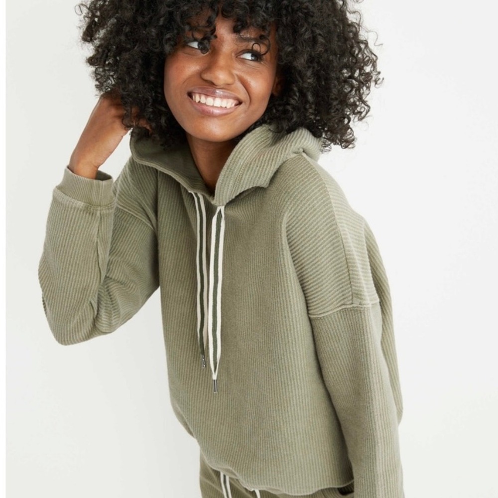 Aerie Sage Green Ribbed Cropped Pullover Hoodie Relaxed Fit Size XS